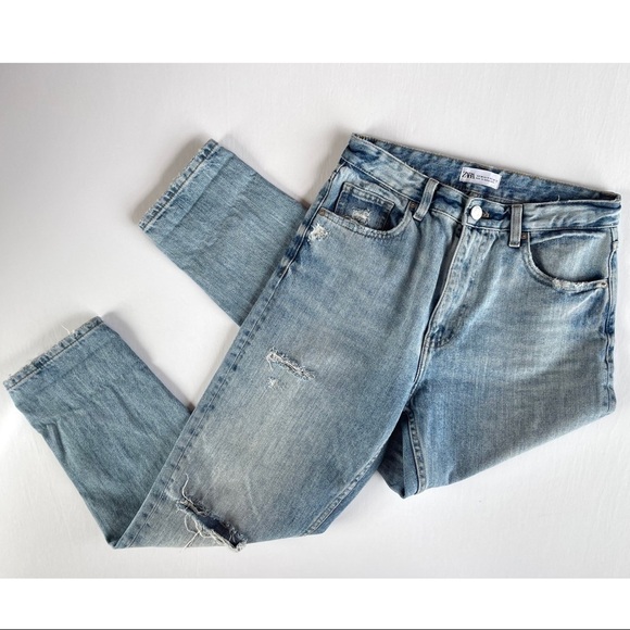 Zara Light Wash Distressed Mom Style Jeans - Picture 2 of 13